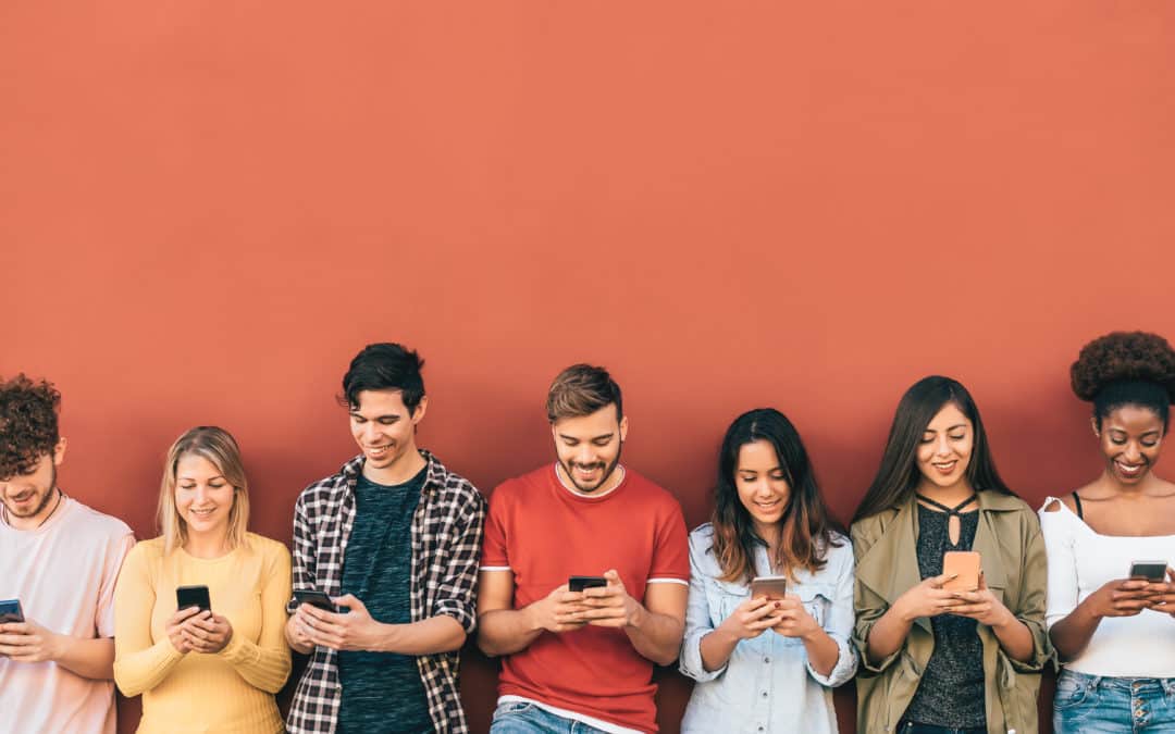 La manipulation via les réseaux sociaux