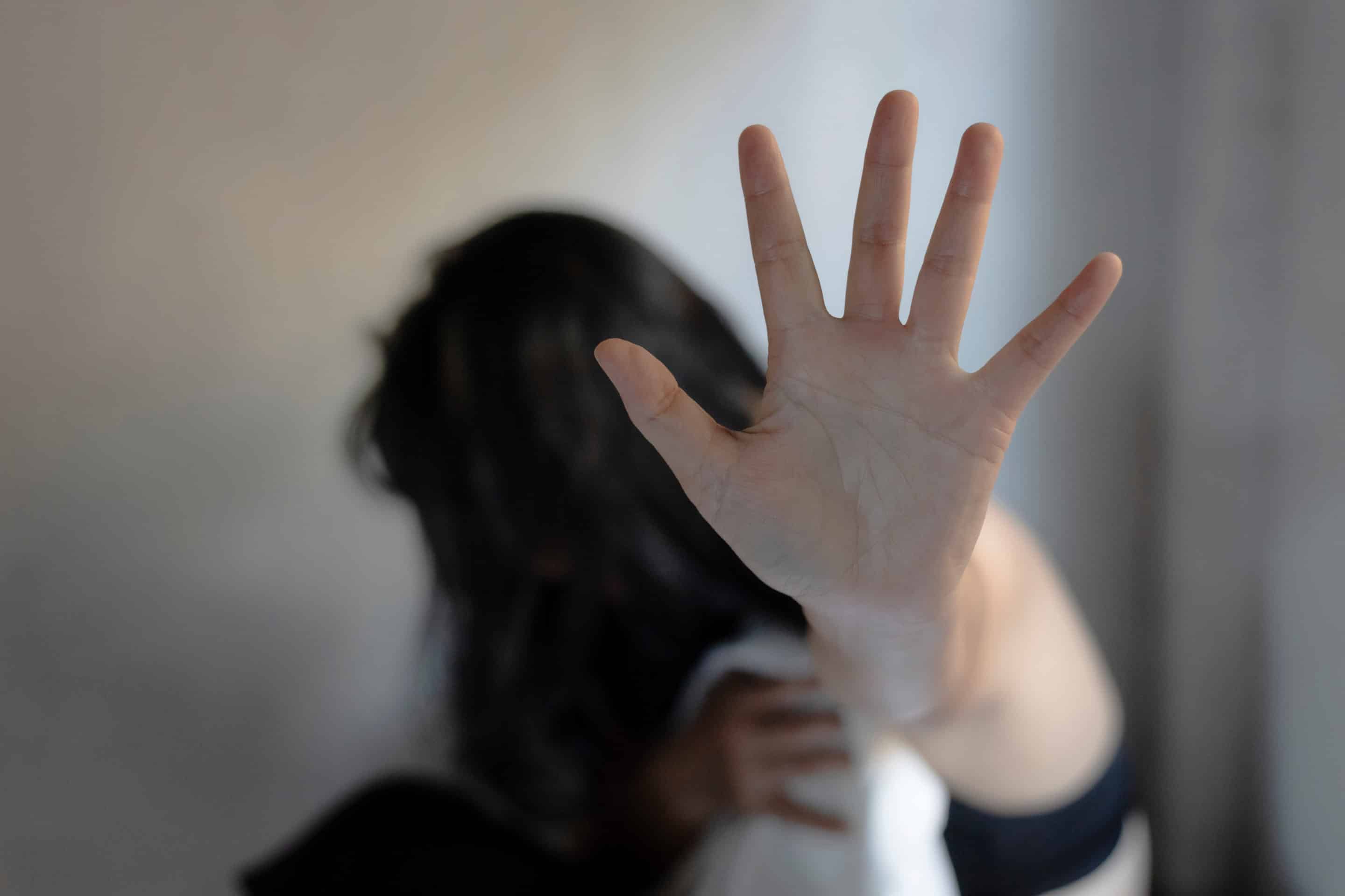 Image évoquant la douleur et les séquelles d’une relation toxique avec un pervers narcissique.