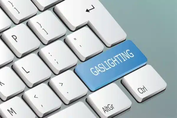 GASLIGHTING | 6 Signes de Décervelage Manipulatoire