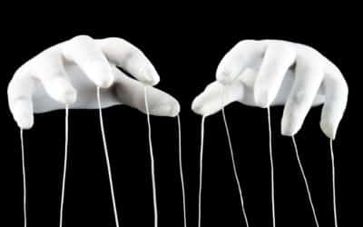 Micromanipulations : 9 techniques aussi sournoises que courantes