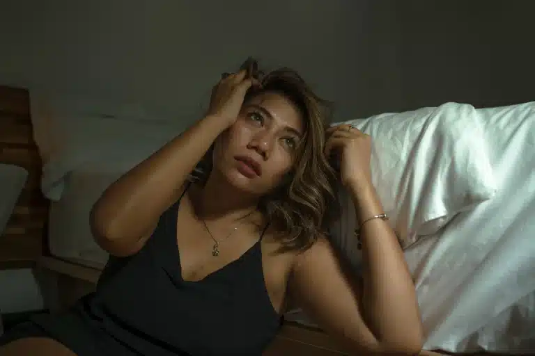 Témoignage de Julie : De l’emprise à la libération – Survivre à un pervers narcissique