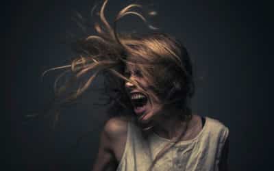 Frère ou sœur pervers narcissique : la manipulation perverse dans la fratrie
