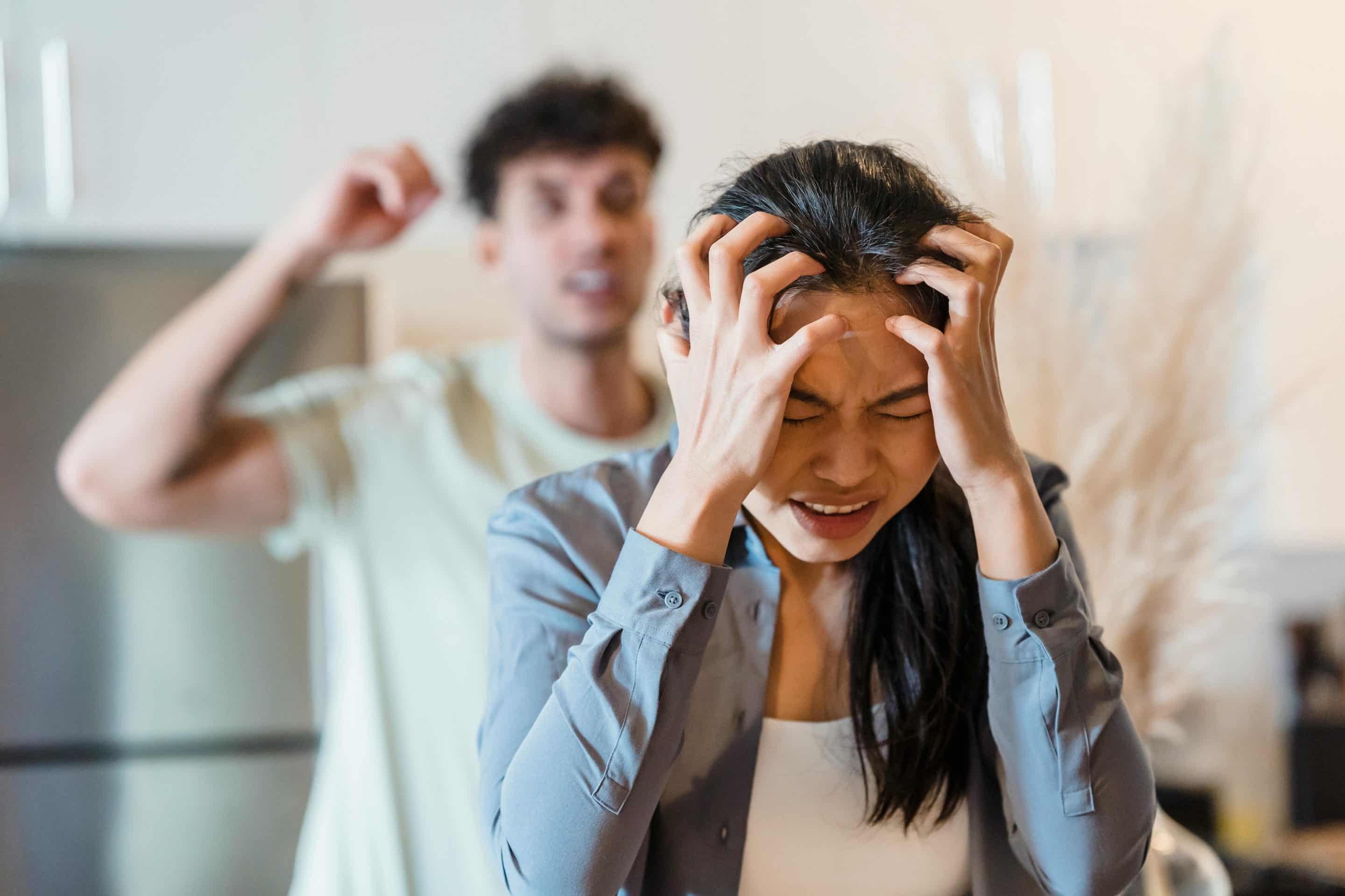 Dynamique sadomasochiste et emprise dans la perversion narcissique : domination et souffrance psychologique non consenties
